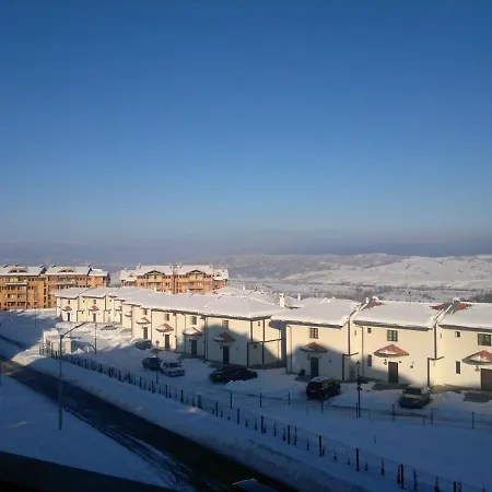 Harriet Hill Designer * Μπάνσκο